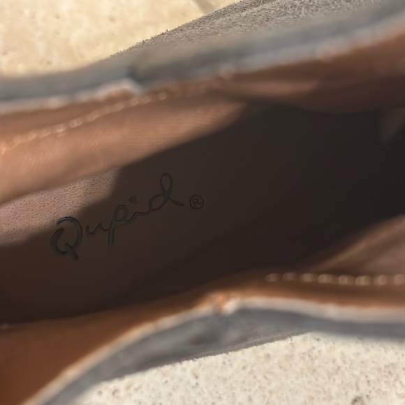 Qupid Gray Wedge bootie size 8.5 - Picture 6 of 7